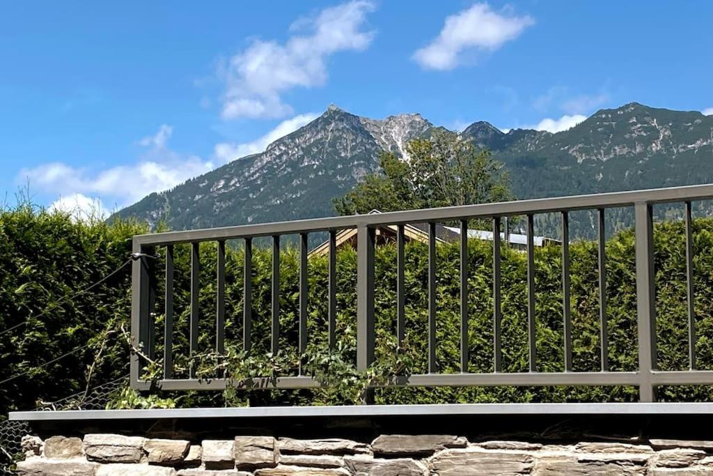 Zentral, Ruhig & Stilvoll Mit Bergpanorama+ Garten Garmisch-Partenkirchen Ngoại thất bức ảnh